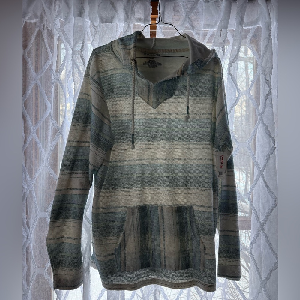 NWT men’s lightweight hoodie size XXL